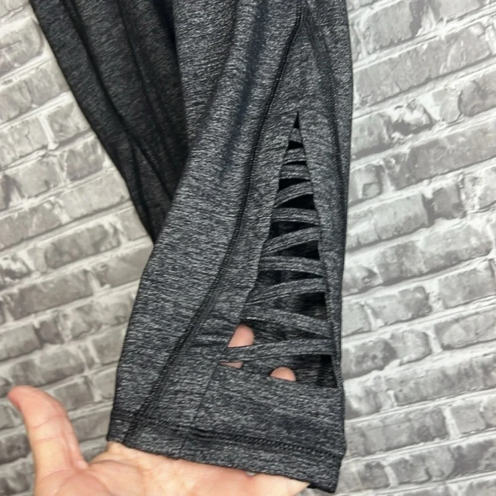 Athleta capri leggings - Picture 3 of 7